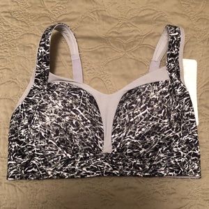 Brand new lulu lemon sports bra